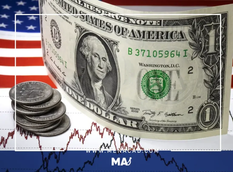 الدولار دون قمة 20 عام عقب بيانات أسعار المستهلكين
