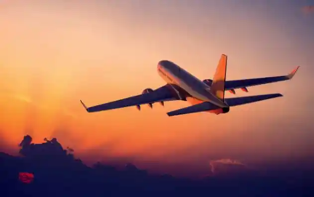 انخفاض اسهم شركات الطيران بفعل الأزمة شرق أوروبا