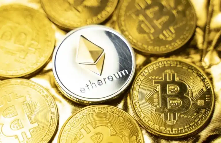 تداولات العملات الرقمية 12-08-2021