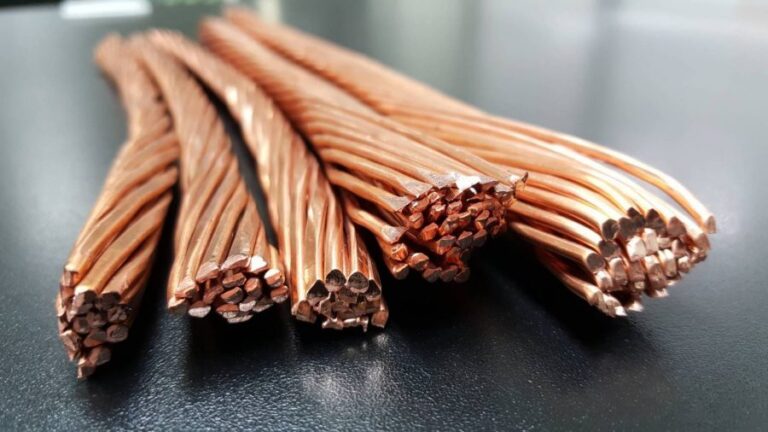 ارتفاع عقود النحاس وسط صعود الطلب العالمي على المعدن الأحمر