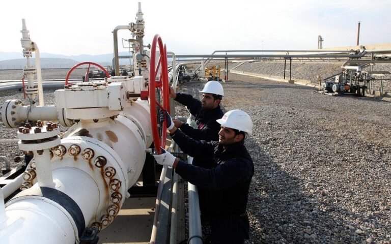 الشرق الاوسط يحتل الحصة الاعلى في واردات النفط الهندية