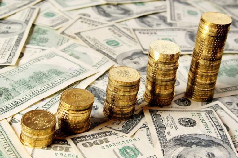 ايجابية أداء عقود الذهب بالتزامن مع اجتماع اللجنة الفيدرالية والانتخابات الأمريكية