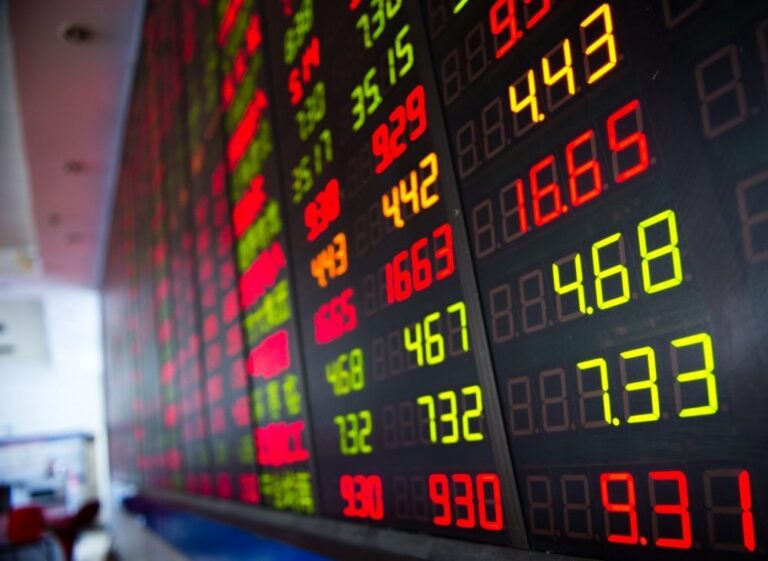 بيانات الأسواق الناشئة تحصد تدفقات بـ15 مليار دولار