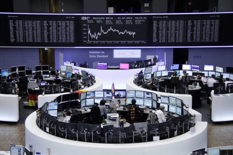 قطاع التكنولوجيا يتصدر الخسائر في ظل تراجع الأسهم والمؤشرات الأوروبية